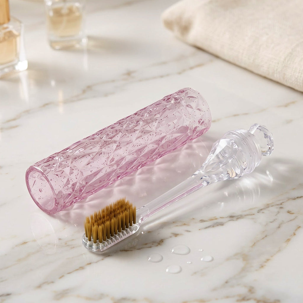 Toothbrush and cylindrical protective case