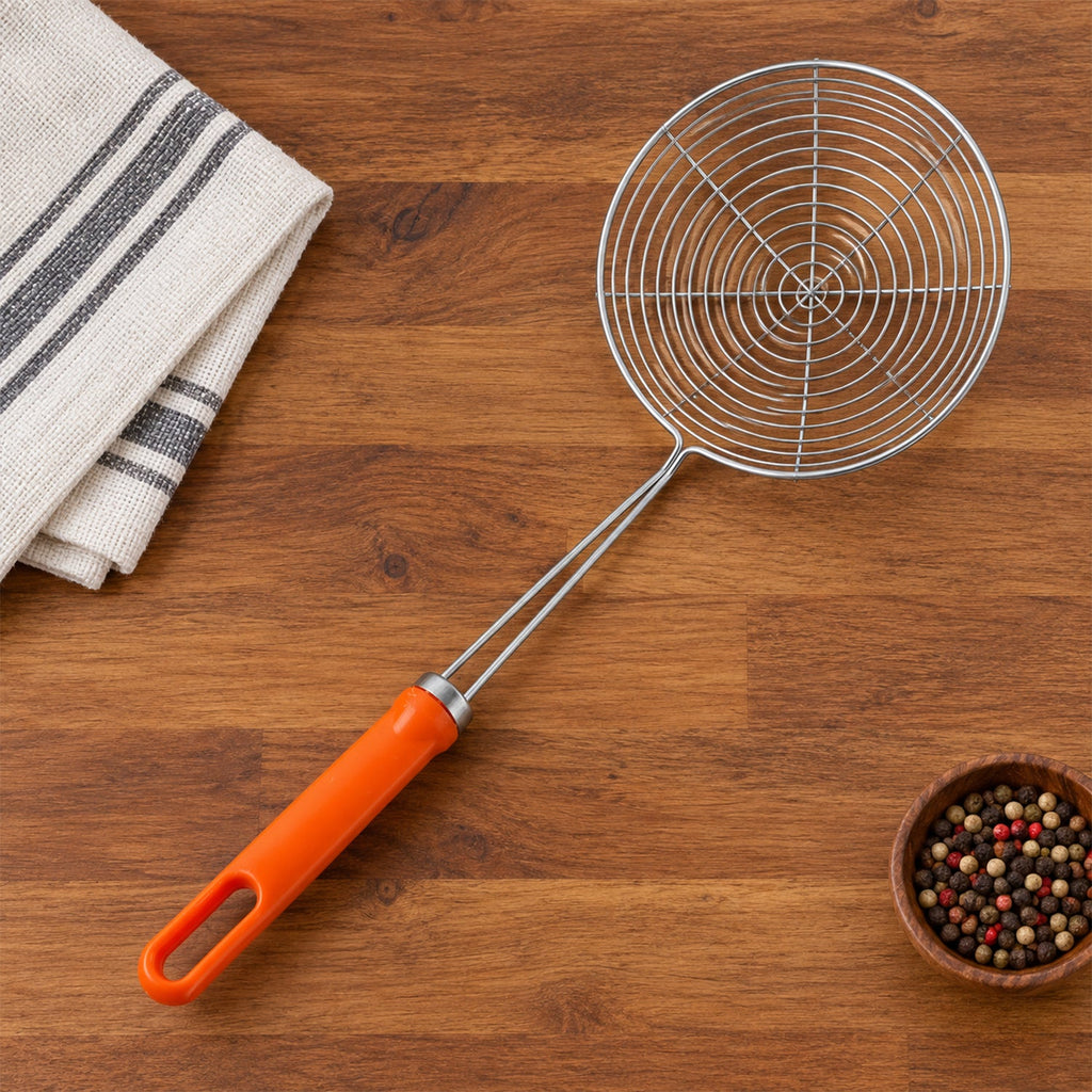 Strainer spoon handle view